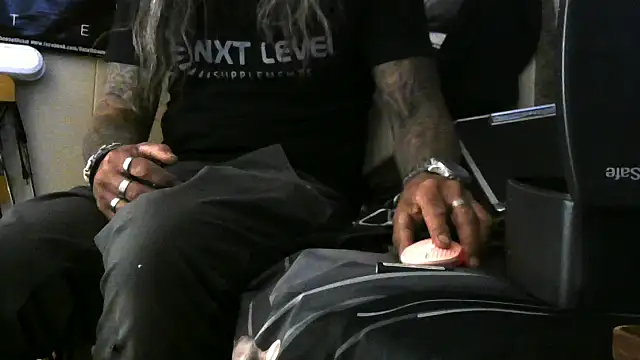 crassanova online show from April 22, 12:28 am