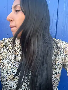 BrunetteBliss69 online show from March 29, 8:54 pm