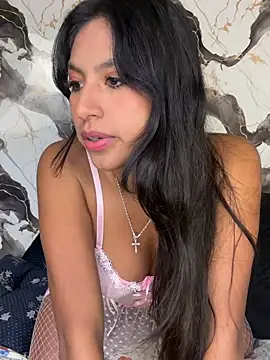 BrunetteBliss69 online show from April 15, 4:29 am