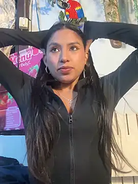 BrunetteBliss69 online show from May 8, 10:46 pm
