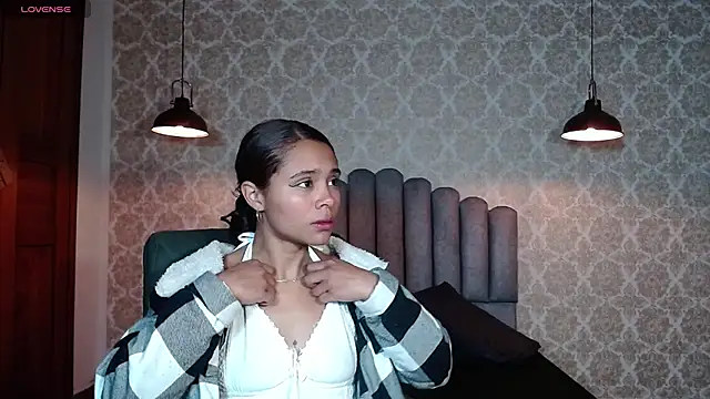 Snapshot of Kristall_06 chatting on September 29, 2:40 am Kristall 06 online show from September 29, 2:40 am