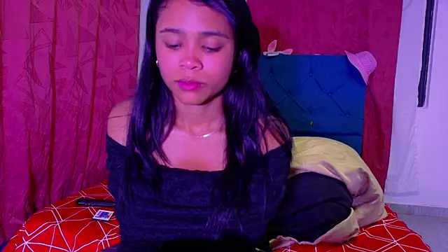 Snapshot of Kristall_06 chatting on June 25, 3:37 am Kristall 06 online show from June 25, 3:37 am