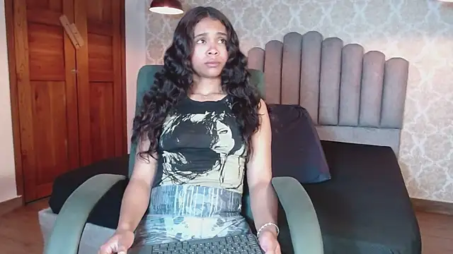 Snapshot of Kristall_06 chatting on October 8, 3:41 am Kristall 06 online show from October 8, 3:41 am