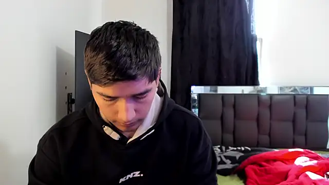 mateo-Esposito online show from March 23, 7:14 pm