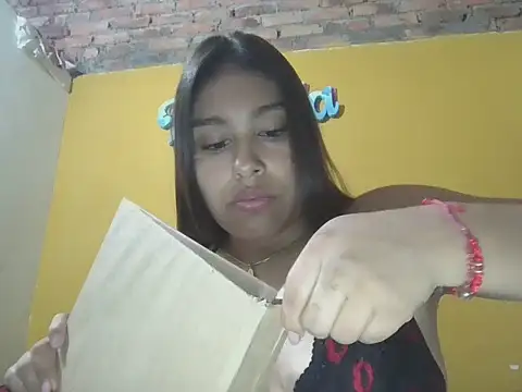 zairabreze online show from February 16, 3:32 pm