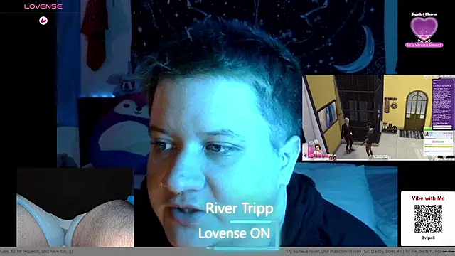 Snapshot of RiverTripp chatting on June 13, 2:53 am RiverTripp online show from June 13, 2:53 am