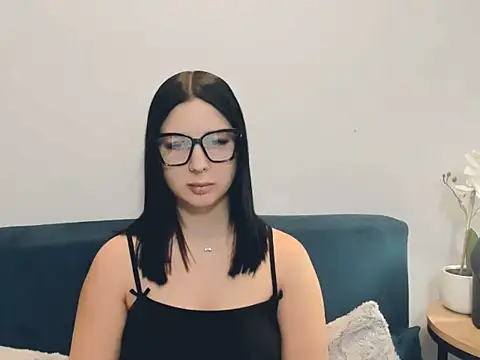 TaliaAdorable online show from February 17, 10:12 am