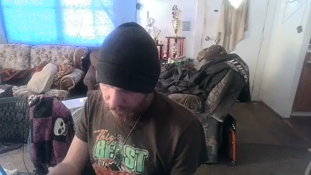 Poundtown1226 online show from September 10, 2:16 pm