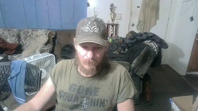 Poundtown1226 online show from September 28, 5:47 am