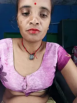 Snapshot of Hotwera chatting on October 7, 8:43 pm Hotwera online show from October 7, 8:43 pm