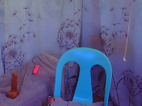 Snapshot of ursexy_prettytrans chatting on September 14, 4:57 am ursexy prettytrans online show from September 14, 4:57 am