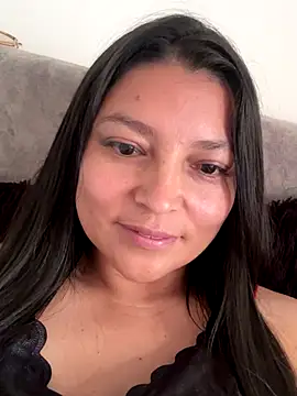 Zui Rouse online show from October 4, 4:08 pm