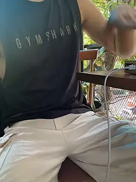 anhkiet huang online show from December 17, 4:50 am