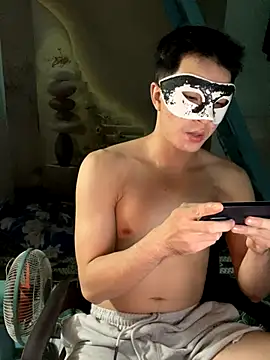 anhkiet huang online show from November 1, 4:56 pm