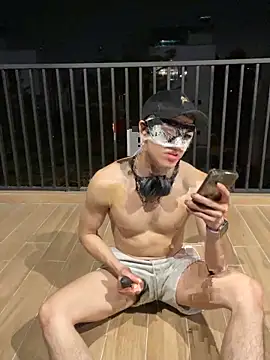 anhkiet huang online show from October 23, 4:38 pm