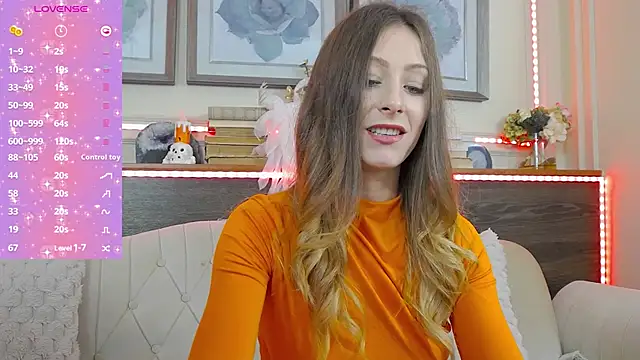 MuseDollX online show from October 24, 8:08 pm