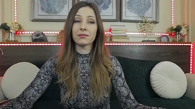 MuseDollX online show from January 14, 8:01 pm