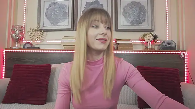 MuseDollX online show from March 29, 6:42 pm