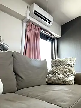 Snapshot of LisaLovely chatting on September 22, 5:46 am LisaLovely online show from September 22, 5:46 am