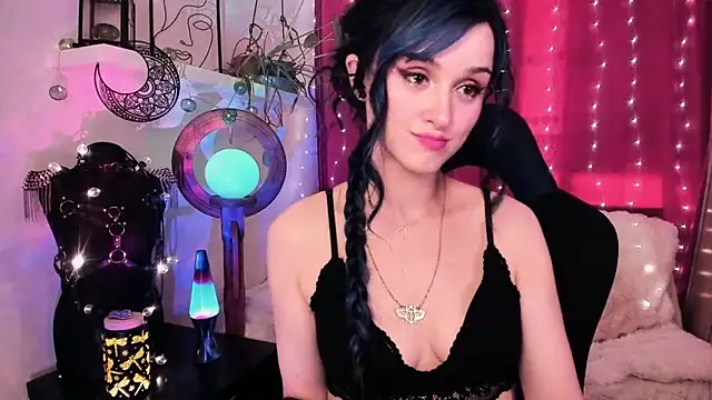 MistressJolie online show from July 7, 8:07 am