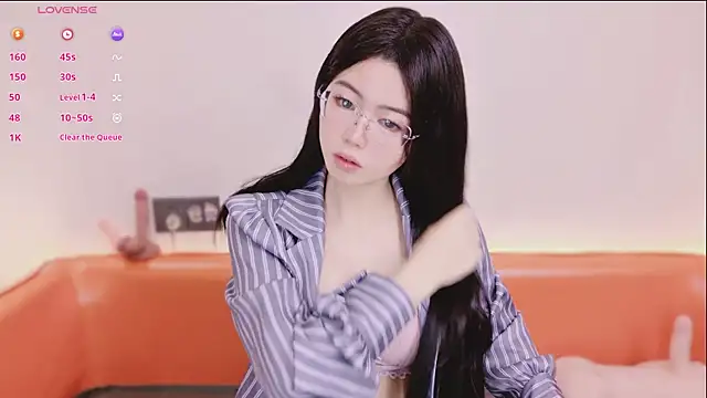 xiaoxun520 online show from February 8, 11:35 pm