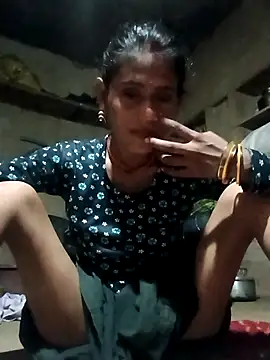 Hot Riya33A online show from September 19, 10:36 pm