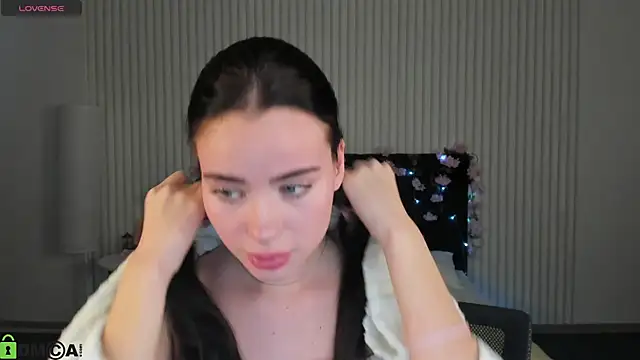 Ameli Povilain online show from December 23, 6:02 am