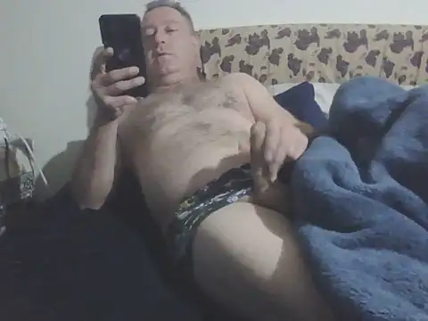 Snapshot of chris7706 chatting on July 21, 4:58 am chris7706 online show from July 21, 4:58 am