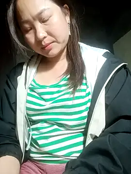 Snapshot of suki-lady chatting on November 30, 10:16 am suki-lady online show from November 30, 10:16 am