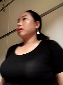 Snapshot of suki-lady chatting on September 25, 2:39 am suki-lady online show from September 25, 2:39 am