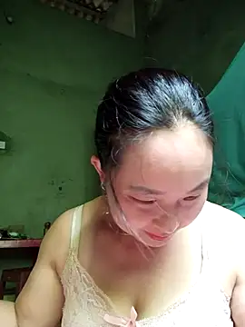 Snapshot of suki-lady chatting on September 12, 1:50 am suki-lady online show from September 12, 1:50 am