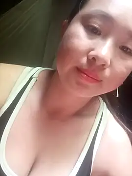Snapshot of suki-lady chatting on September 14, 4:02 am suki-lady online show from September 14, 4:02 am