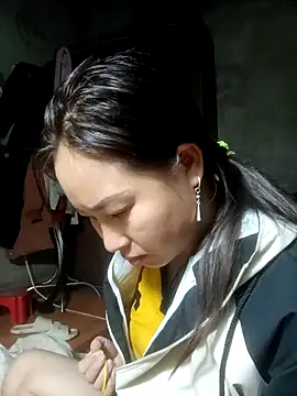 Snapshot of suki-lady chatting on November 23, 3:05 am suki-lady online show from November 23, 3:05 am