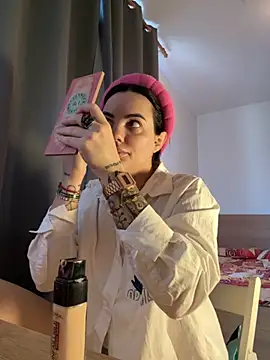 -RAHELA- online show from October 14, 7:42 am