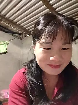 Snapshot of kute-00 chatting on October 25, 5:50 am kute-00 online show from October 25, 5:50 am