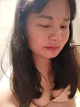 Snapshot of kute-00 chatting on November 12, 5:00 am kute-00 online show from November 12, 5:00 am