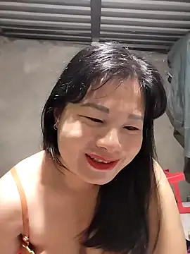 Snapshot of kute-00 chatting on November 9, 8:57 pm kute-00 online show from November 9, 8:57 pm