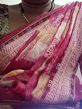 Snapshot of monu_bhabi chatting on May 17, 1:00 pm monu bhabi online show from May 17, 1:00 pm