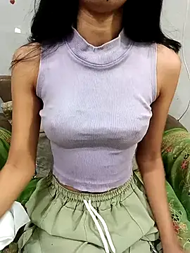 Daizy Shah online show from March 24, 7:03 pm