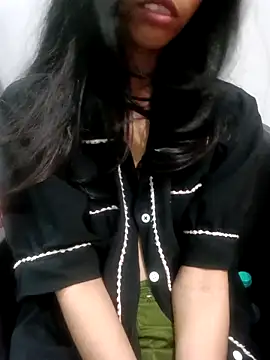 Daizy Shah online show from October 30, 11:01 pm