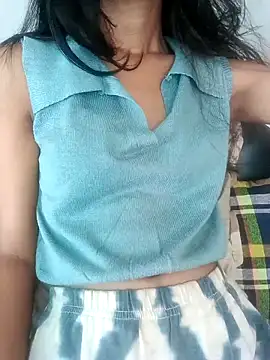 Daizy Shah online show from October 29, 6:56 am