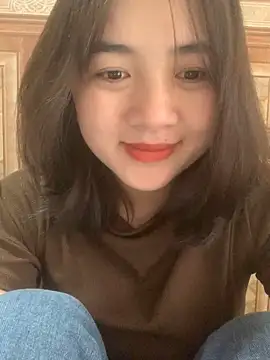 Snapshot of Lonnina chatting on October 23, 2:10 am Lonnina online show from October 23, 2:10 am