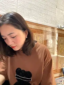 Snapshot of Lonnina chatting on October 29, 2:32 am Lonnina online show from October 29, 2:32 am