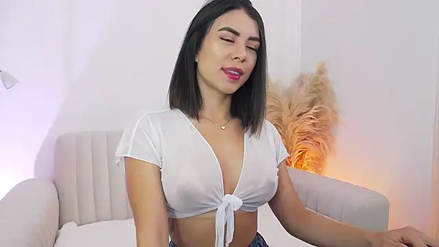 NicolleSteel online show from April 10, 12:56 pm