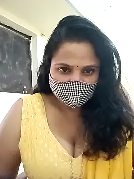 Snapshot of Shikha-mehra7 chatting on October 31, 6:32 am Shikha-mehra7 online show from October 31, 6:32 am