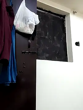 Shikha-mehra7 online show from February 1, 12:25 pm