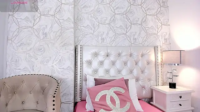 amara rousse online show from February 9, 11:41 am