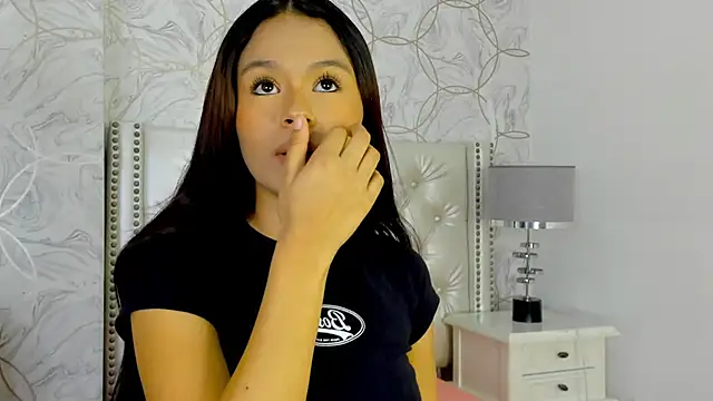 amara rousse online show from November 28, 11:32 am