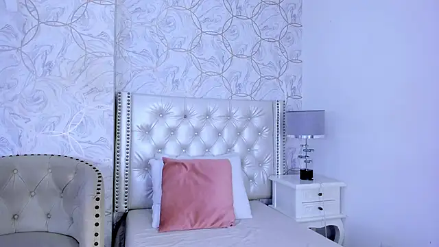 amara rousse online show from December 2, 11:23 am