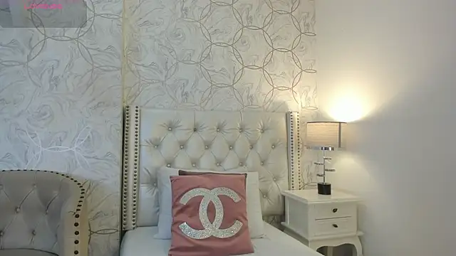 amara rousse online show from December 15, 11:38 am